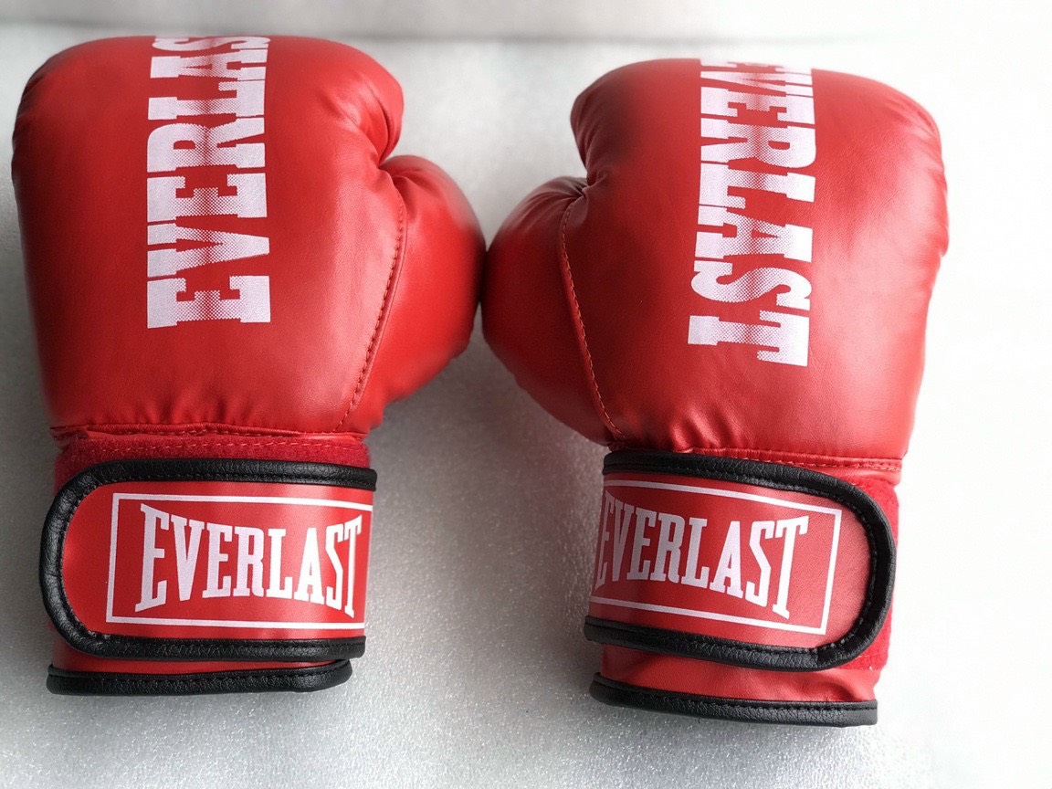 Găng tay boxing Everlast đỏ